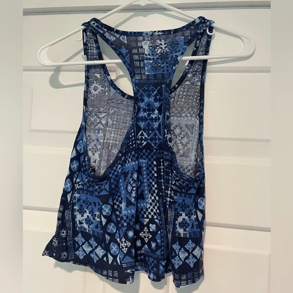 Blue Patterned Tank - Picture 2 of 3